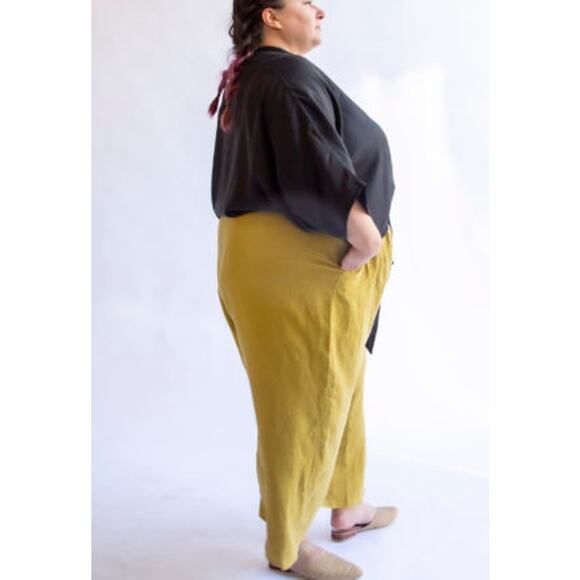 Hackwith Design House Women's Plus Black Linen Easy Tapered Pant - 4X - Picture 6 of 8